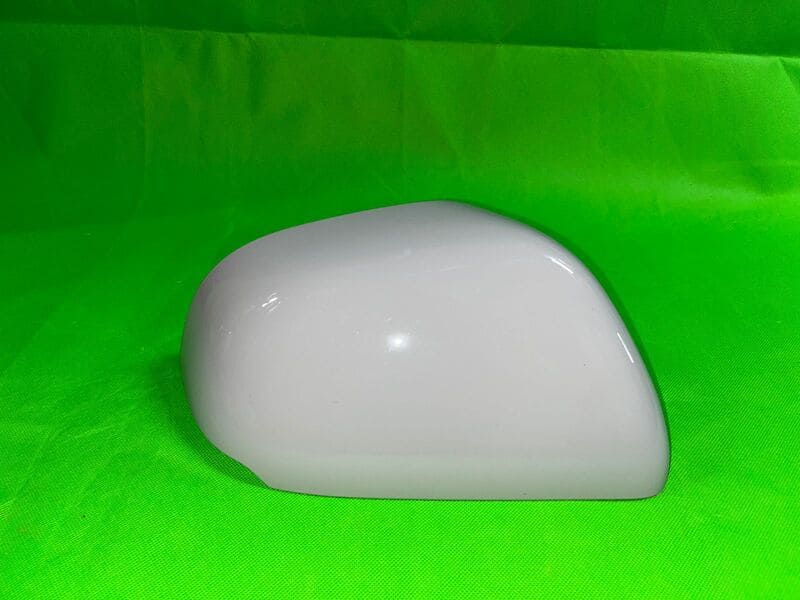 Крышка зеркала заднего вида левая