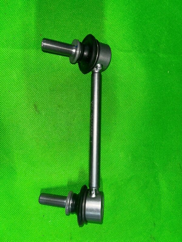 Стойка стабилизатора левая